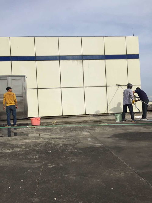 华国清洗 专业外墙清洗与高空作业亮化服务